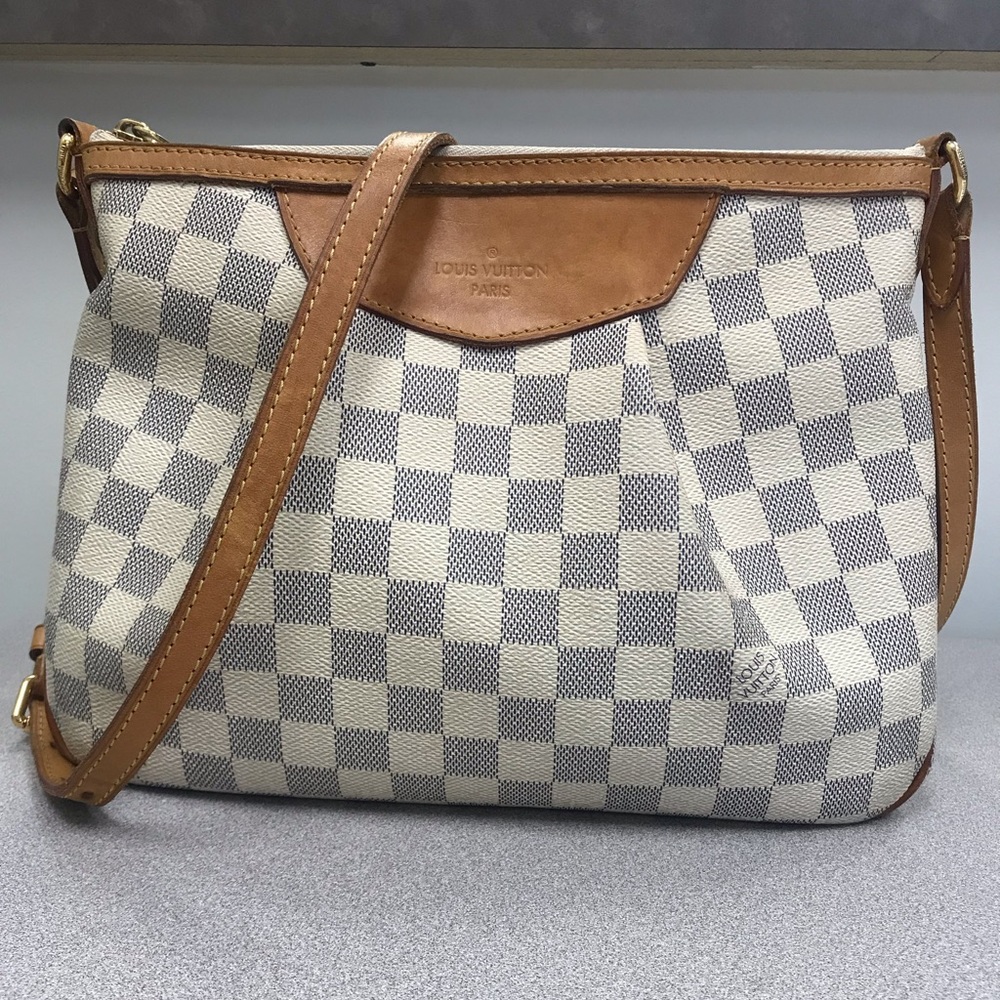 Louis Vuitton Siracusa PM